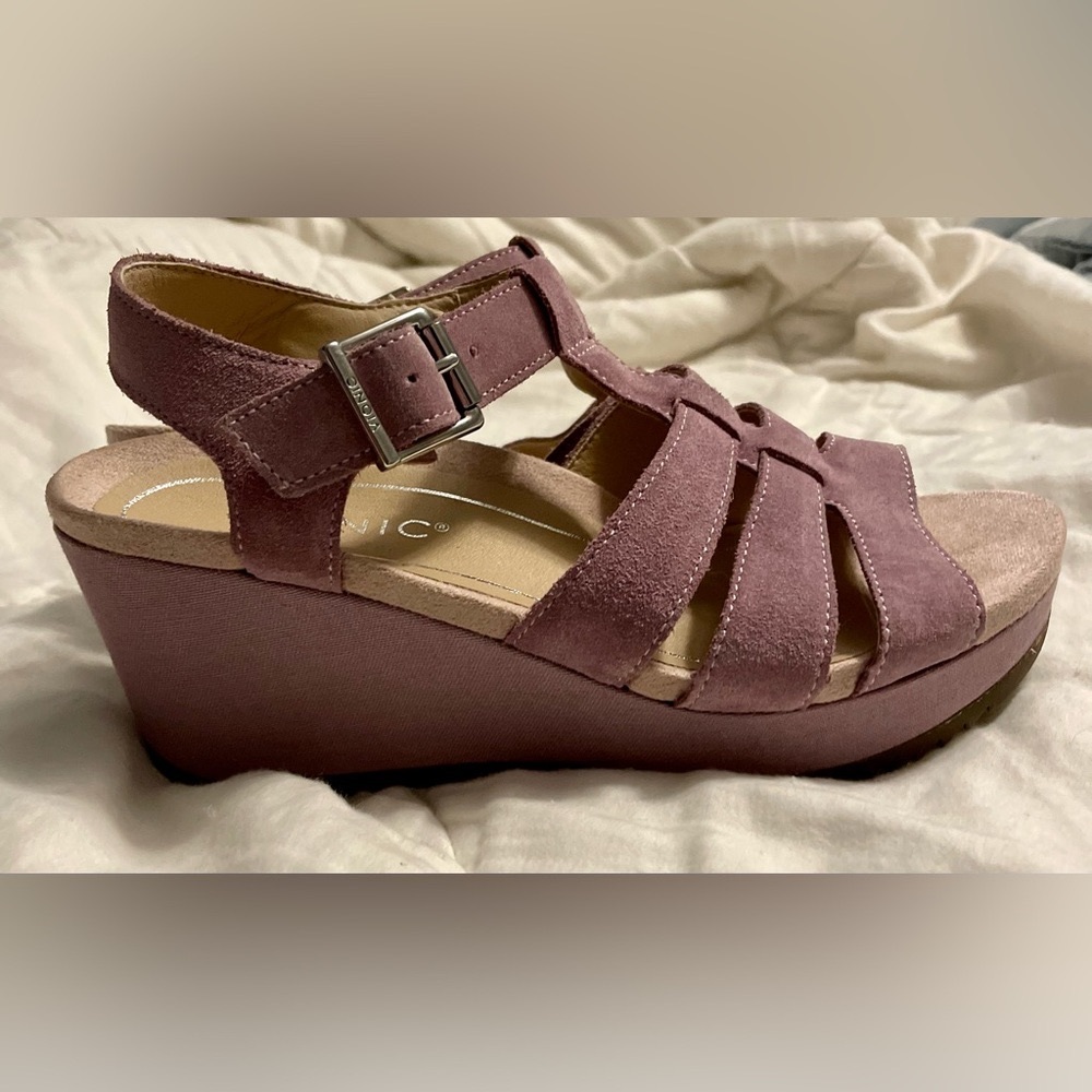 VIONIC womens wedges size 7